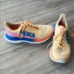 Hoka Mach 5 Sneakers